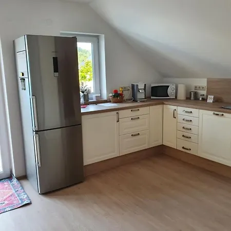 Mit Zwei Grossen Balkonen Im Neubau! *